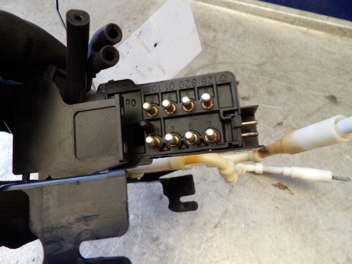 Mercedes W126 coupe control panel nawiewem 1268200110