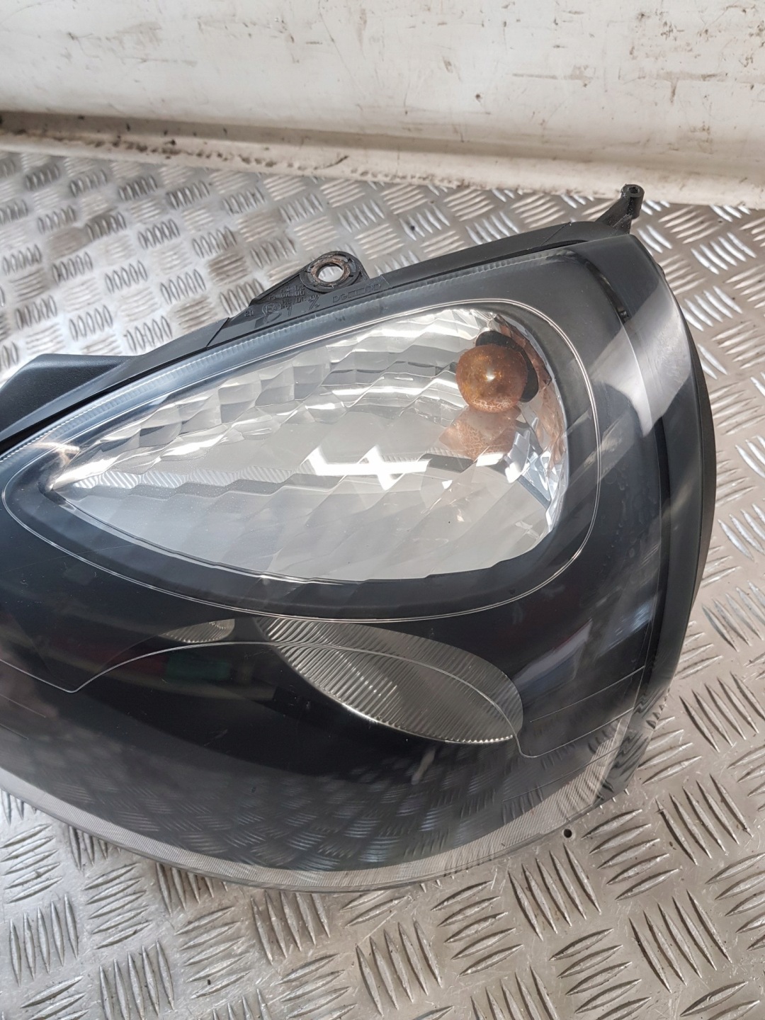 light left front RENAULT THALIA and LIFT 04R- EUROPA