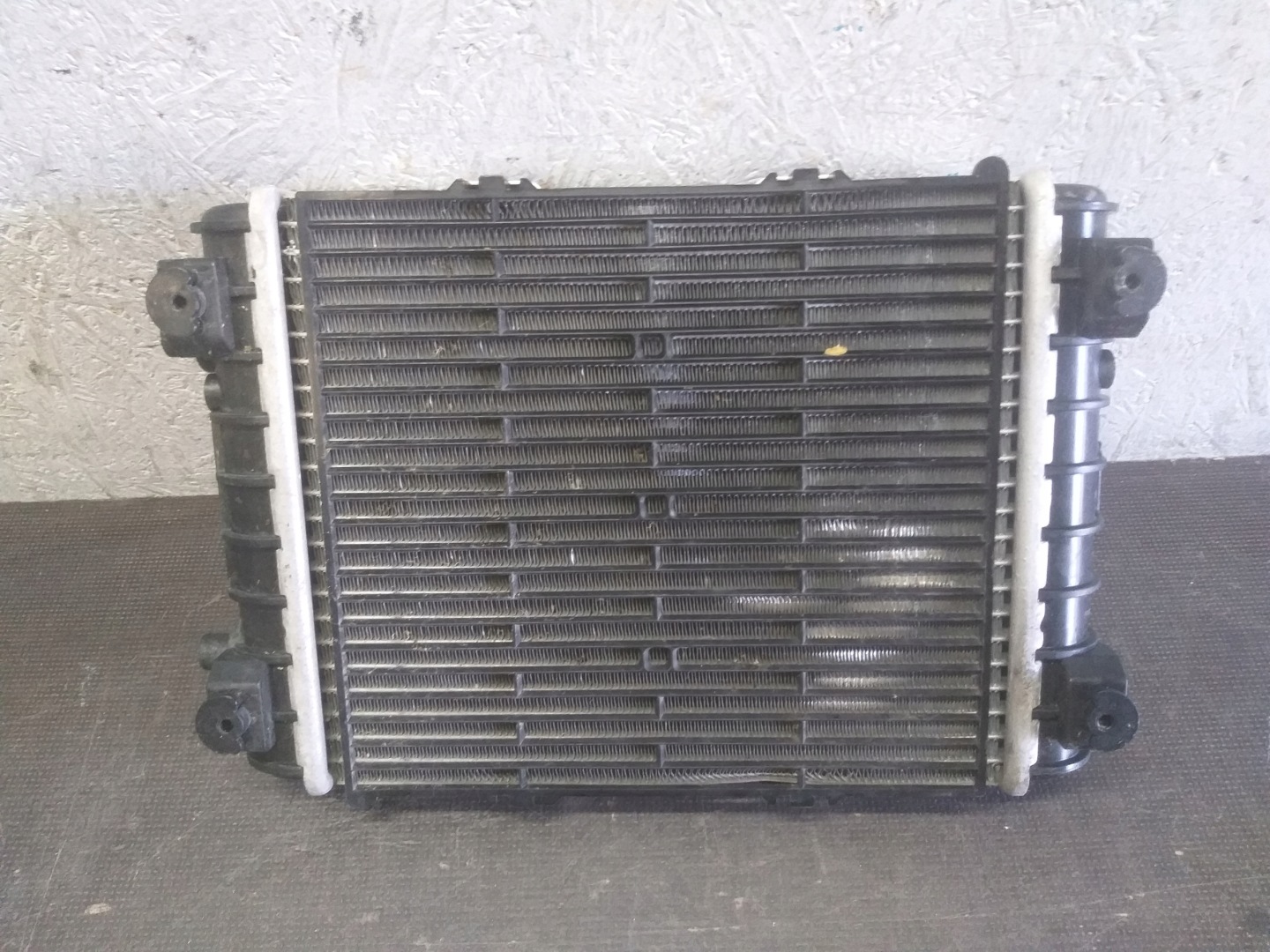 RADIATORE / RAFFREDDATORE VW 5Q0121251HA
