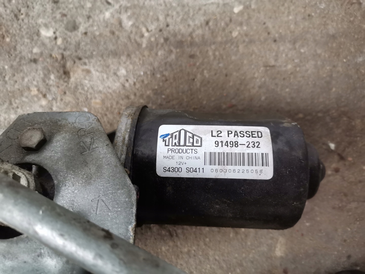Wischergestänge Opel Combo C Corsa C 91498232