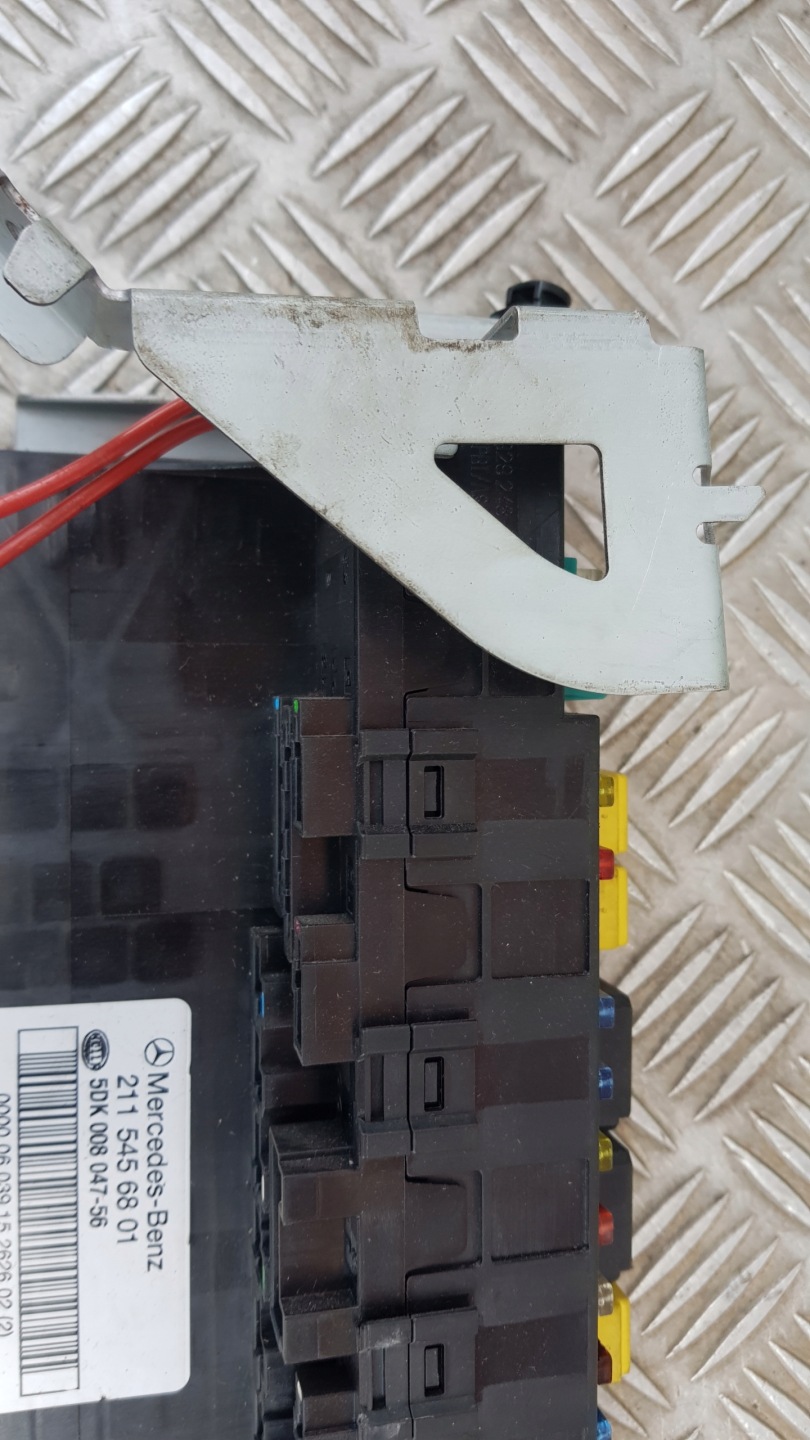 MERCEDES W211 module SAM control unit 2115456801