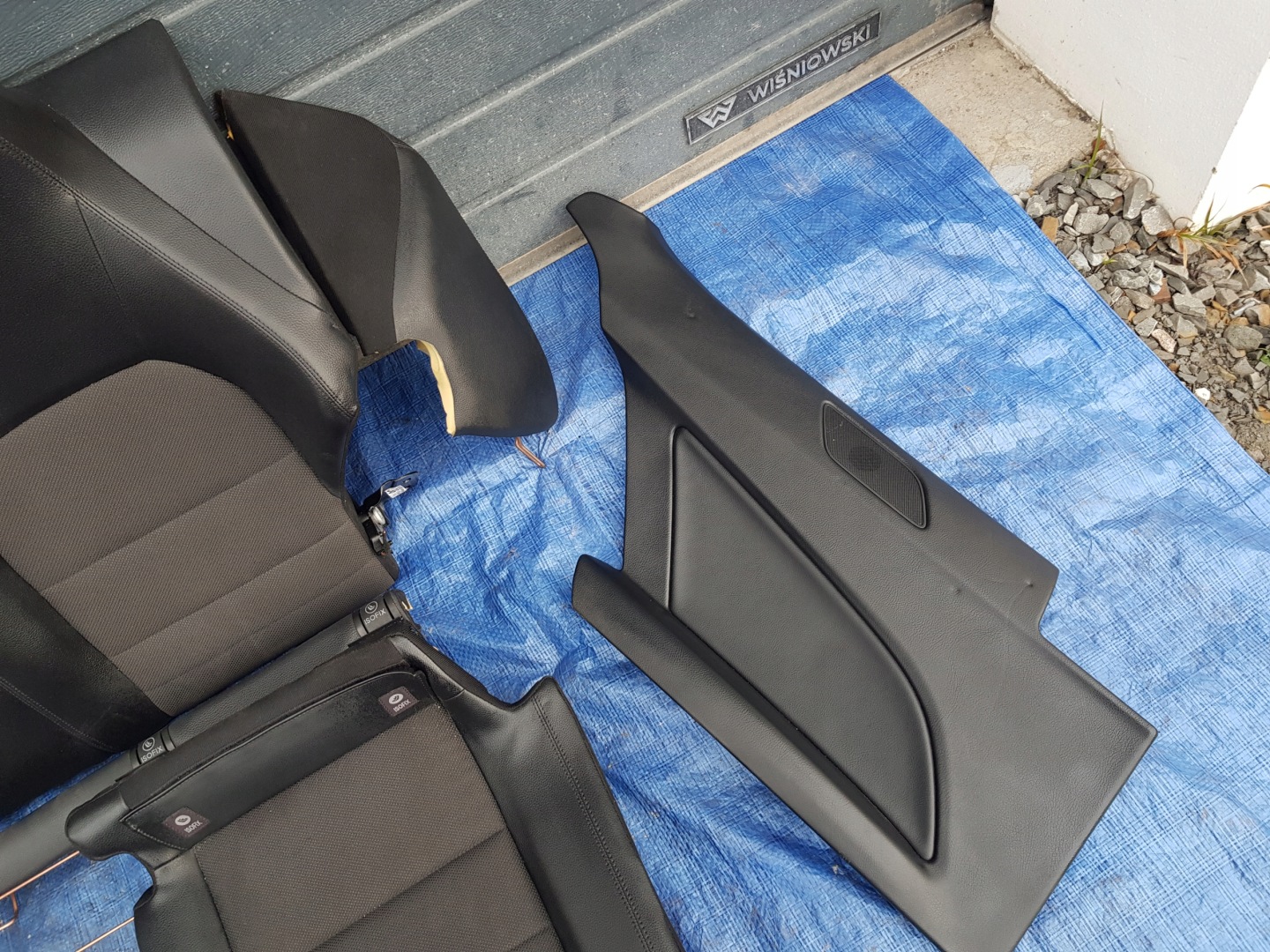 MERCEDES W207 C207 COUPE seats side KOMPLET semi leather
