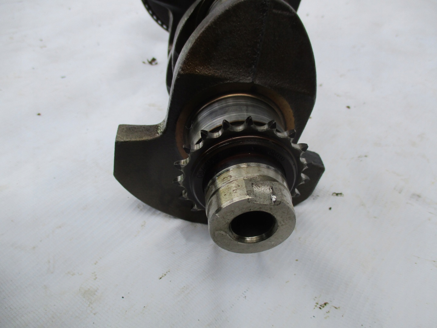 crank VW Golf V A3 1,6 MPI BSE 050105189B