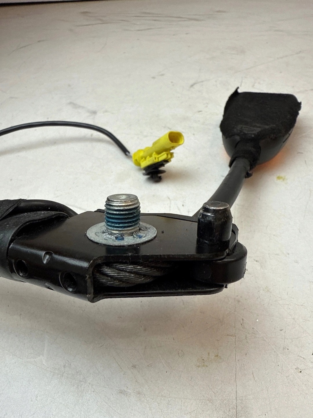 adjuster supports front front right Opel Zafira C Astra IV J 5D
