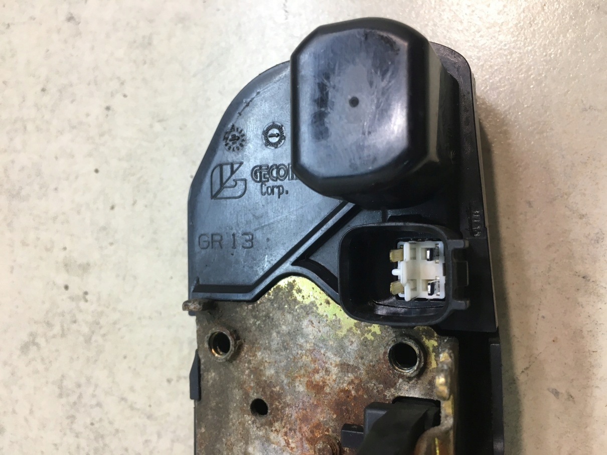 lock door right front VOYAGER IV 4 PIN