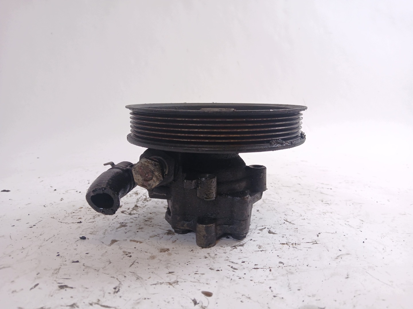 VW CRAFTER a 2.5 TDI servo čerpadlo 2E0422155B