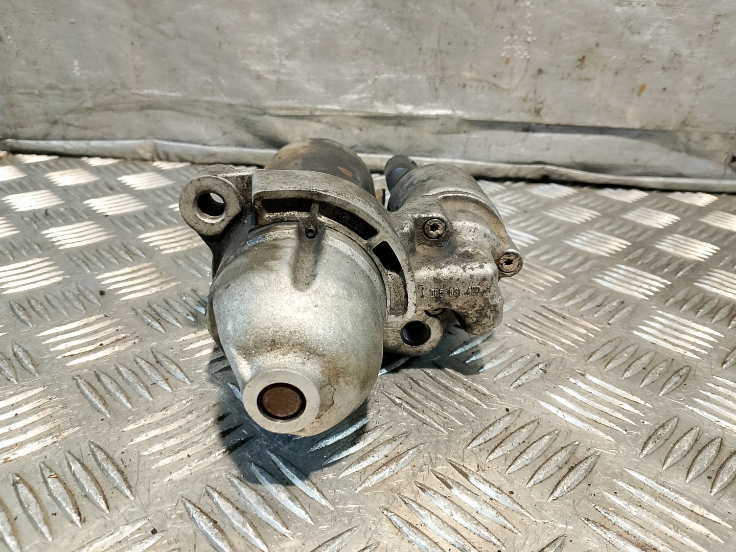 startér MOTORU AUDI A6 C6 3.2 V6 1005831420 BOSCH