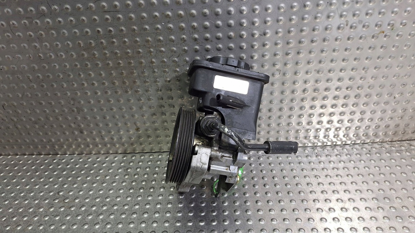 servo pump 6756930 7692974510 BMW X5 E53 M57