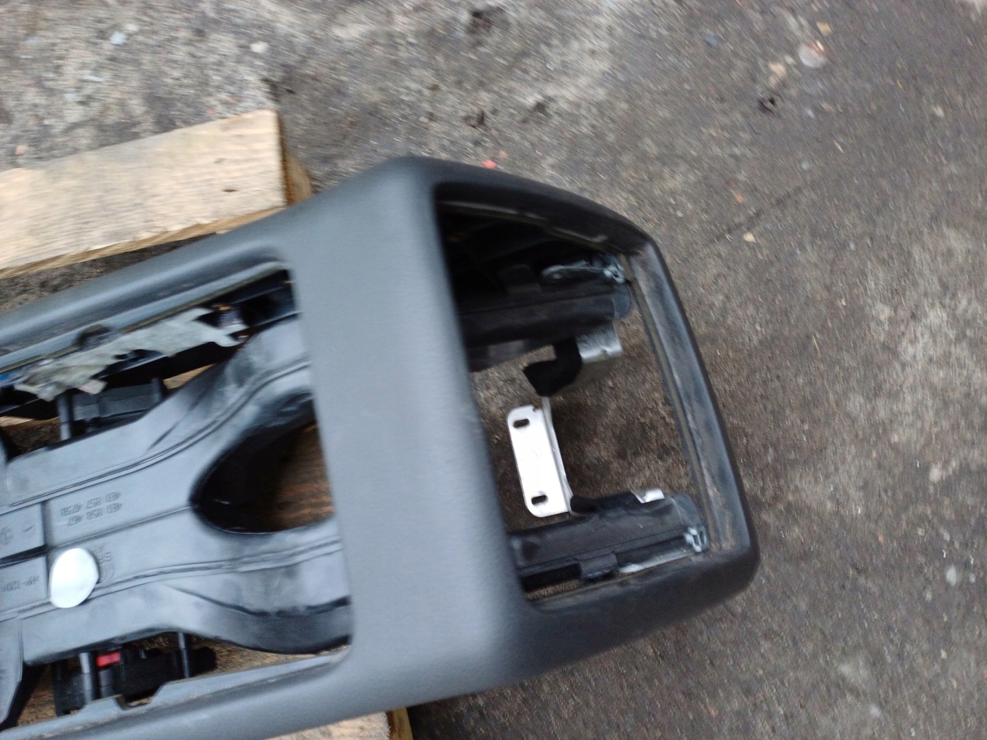 AUDI A8 D3 Handschuhfach mitte TUNEL