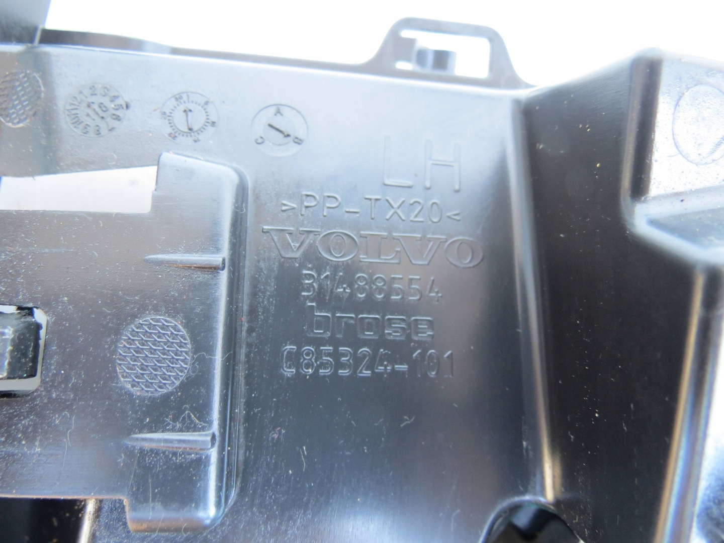 lock handle left rear part VOLVO XC60 II 31488554 31462780