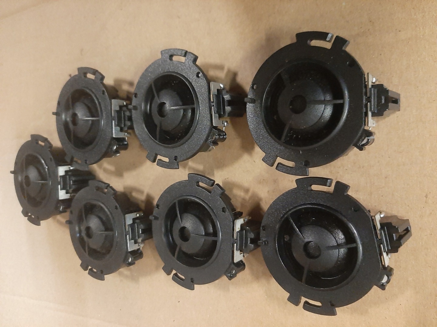AUDI A5 8T A4 B8 speaker bang OLUFSEN 8T0035399