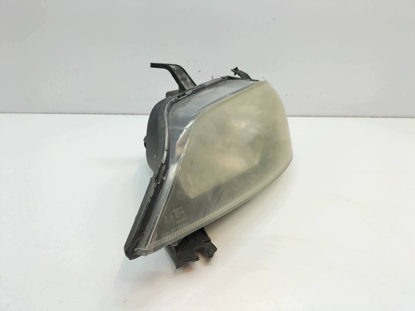 light front left EUROPA Mazda 2 and (2003-2007)