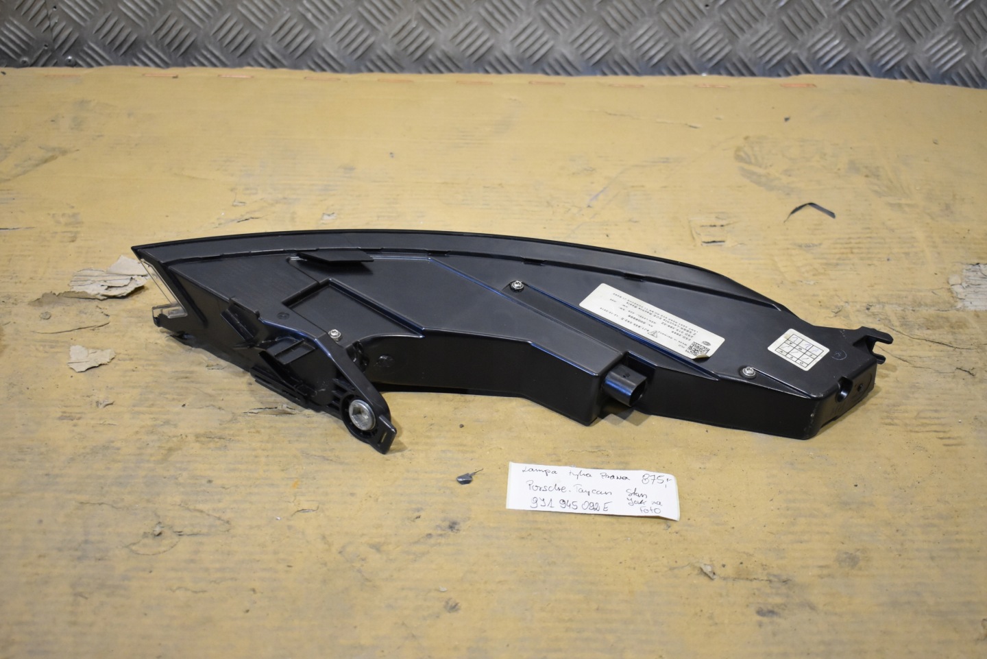 light rear right PORSCHE TAYCAN 1