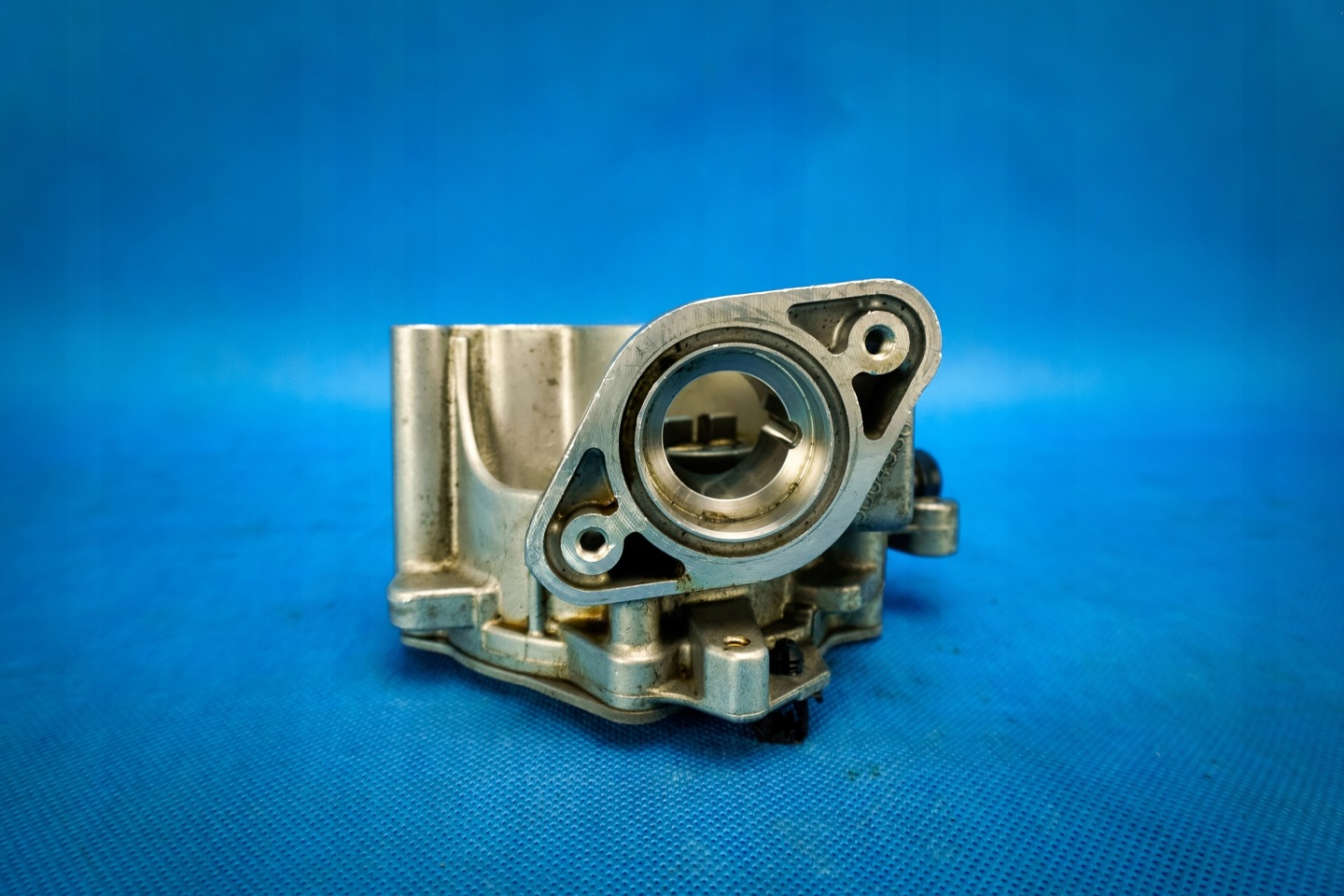 pump vacual Audi A3 8V Passat B8 06K145100B