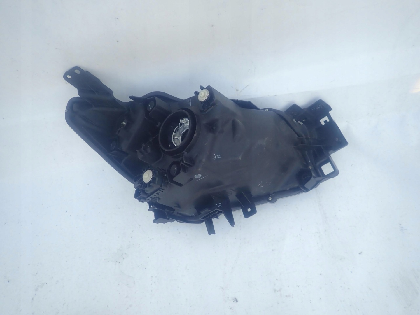 MAZDA 2 III 14-19 light front front left