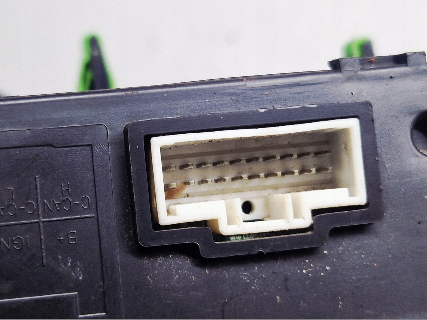 KIA CEED II display PANEL clock 84735-A2000