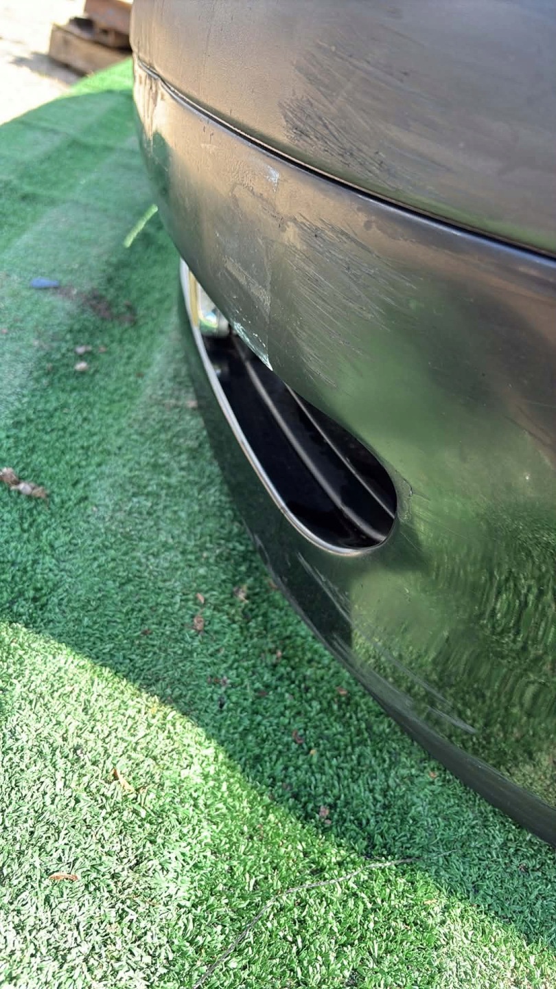 Saab 9-5 95 97-01 front bumper front 170 black