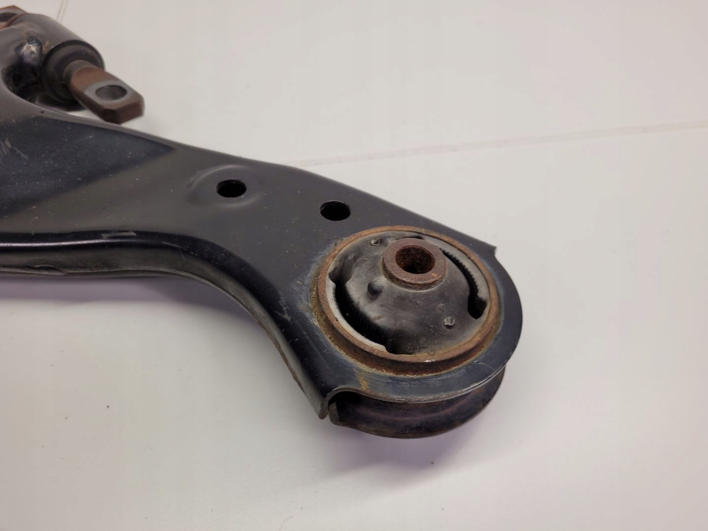 arm front left side Toyota RAV4 5 (XA50) 2019