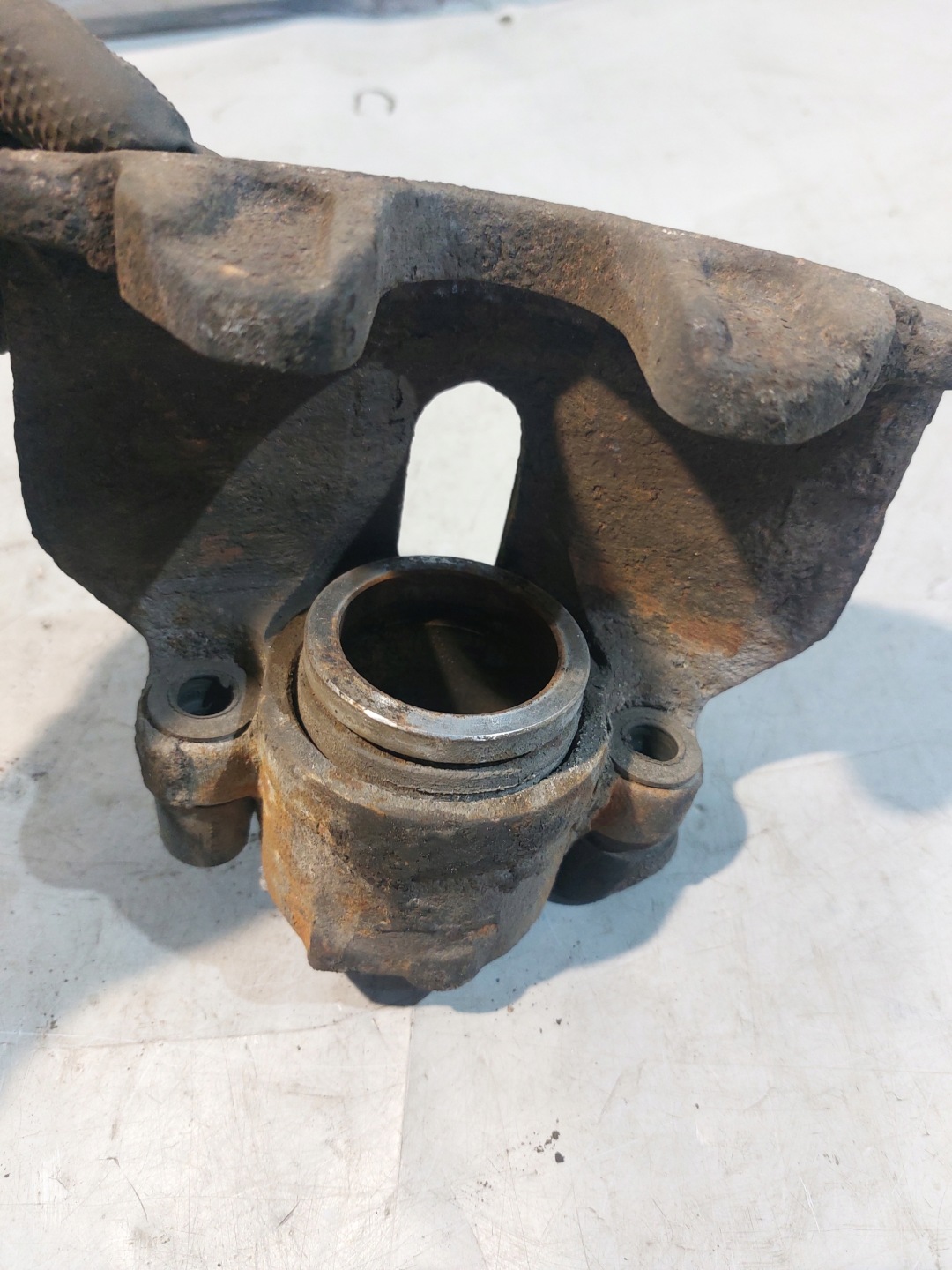 caliper brake right front AUDI A6 C5 2.5TDI