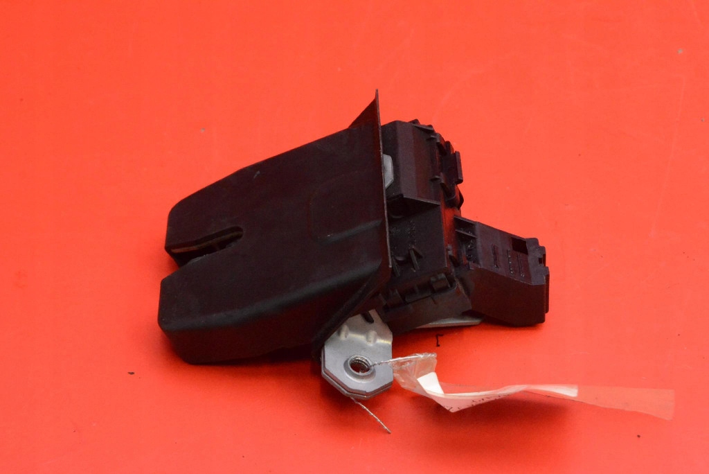 lock bonnet rear part boot 8M51-R442A66-DB FORD GRAND C-MAX MK2 10-15