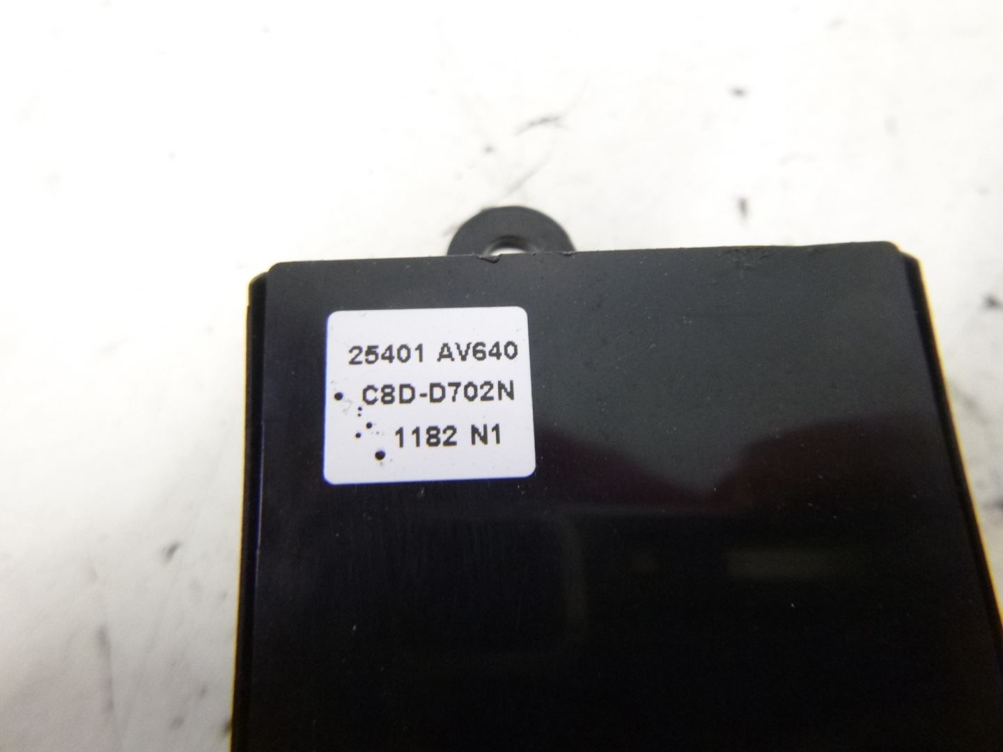 window control switch left Nissan Primera P12 2007r. AV640