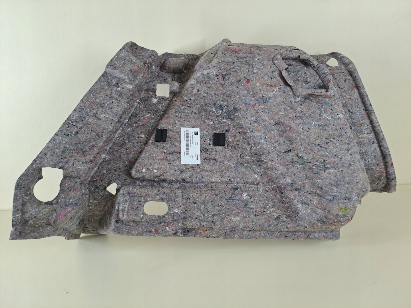 side upholstery boot left rear part left rear SEAT ARONA FR LIFT 2024r