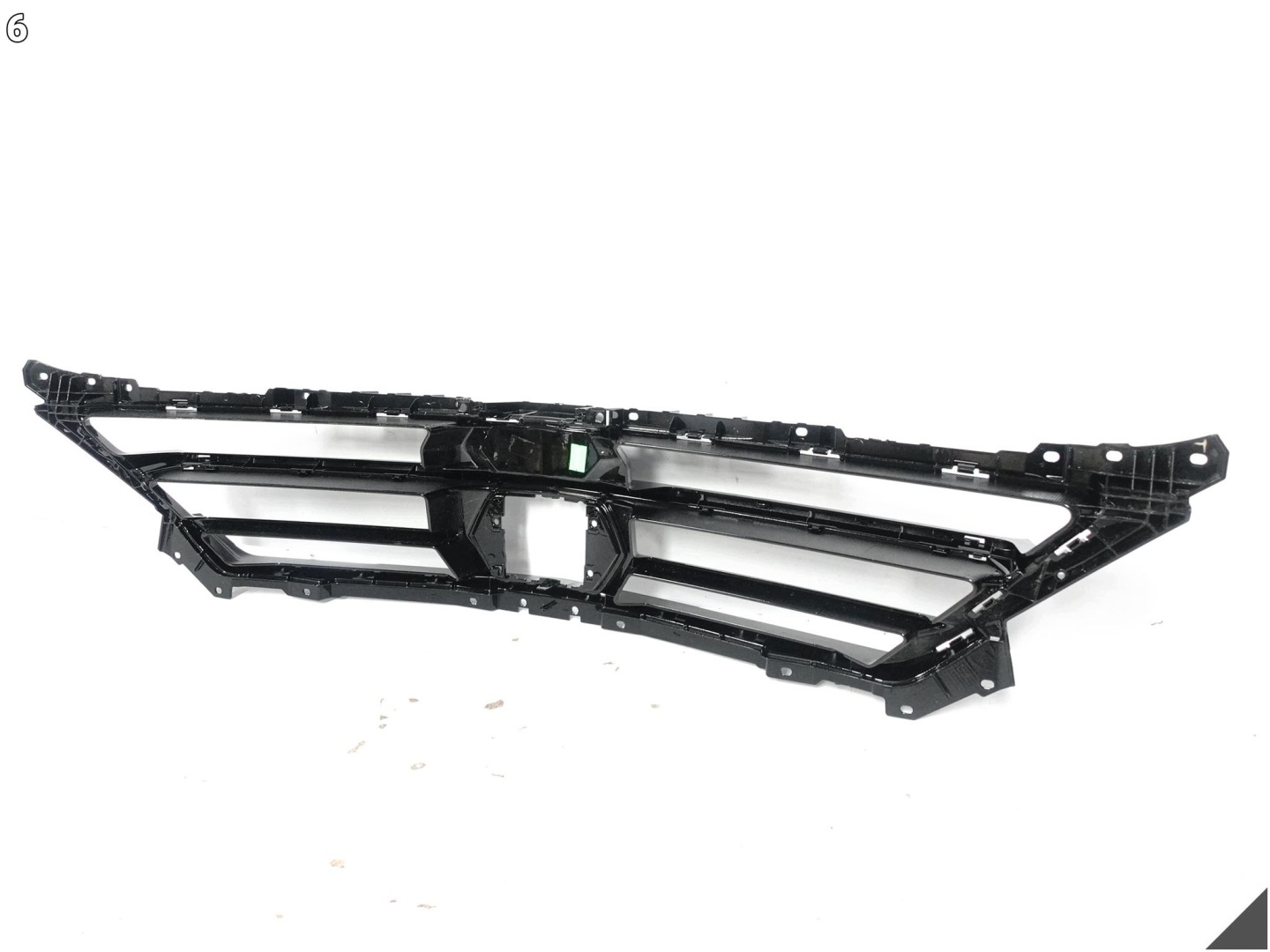 LAMBORGHINI URUS S PERFORMANTE 4ML 22- grid front PREKLADgrill W bumper front
