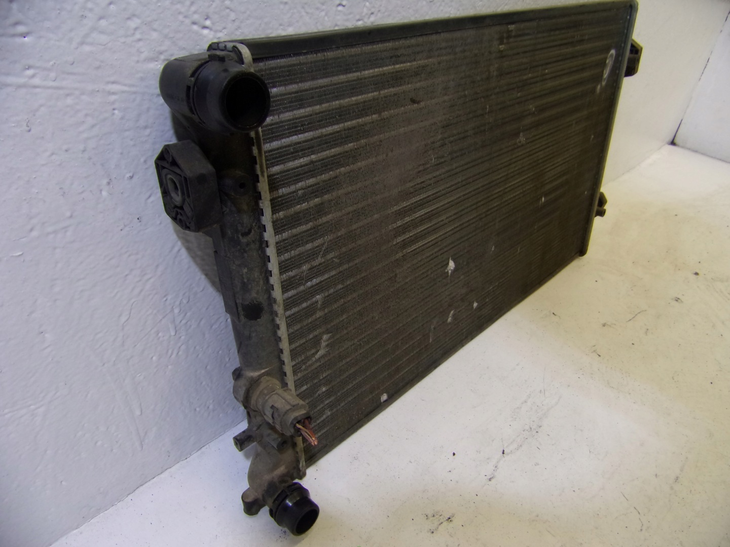 water cooler SEAT TOLEDO 2 1.6 B