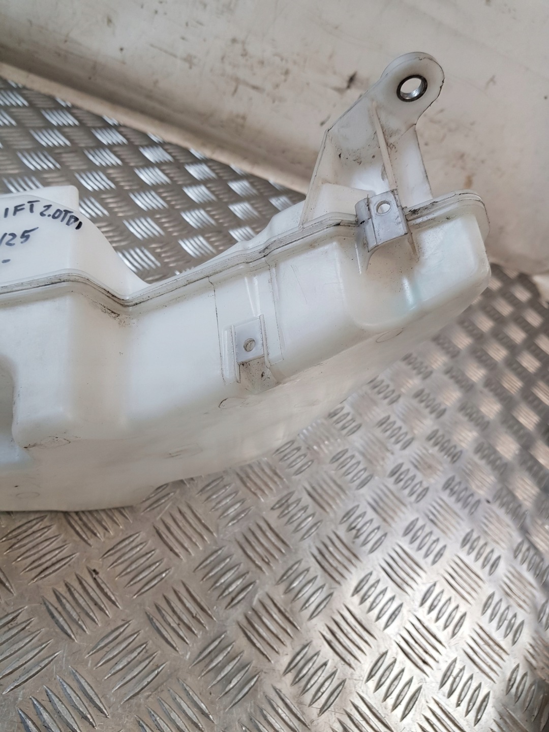 washer fluid tank + pump 4F0955453 AUDI A6 C6 LIFT 10R