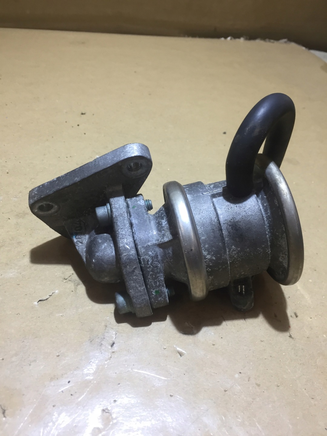 AUDI A8 D3 4.2 MPI egr ventil 078131101AC
