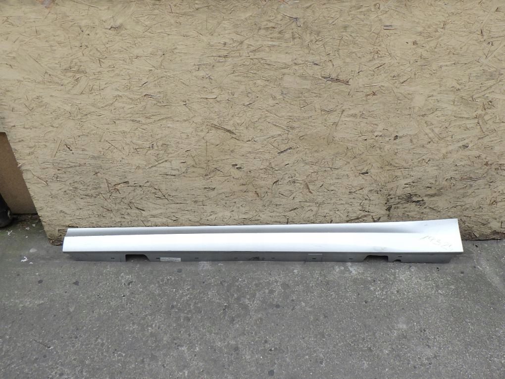 BMW 3 E90 E91 LCI LIFT cap threshold moulding left