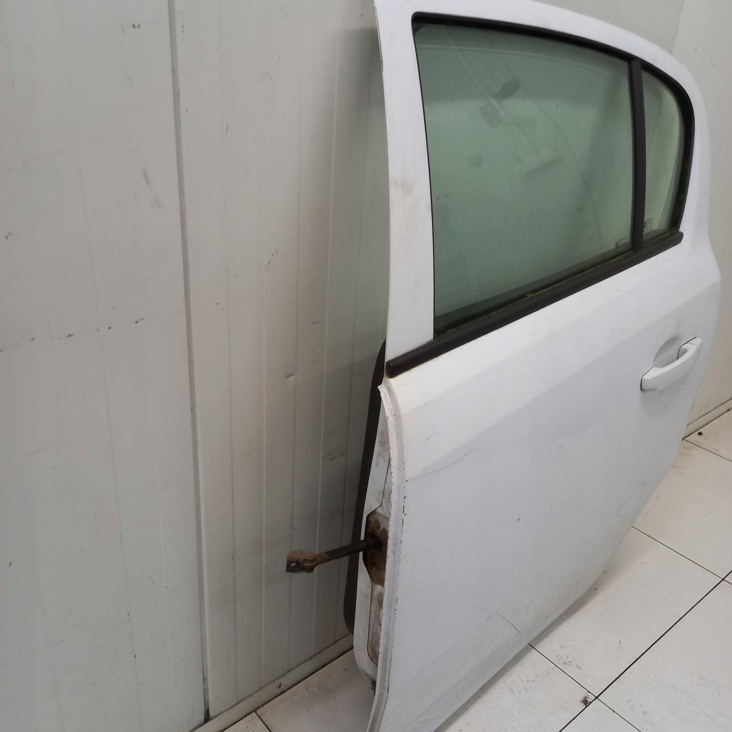 Tür links heck OPEL CORSA D