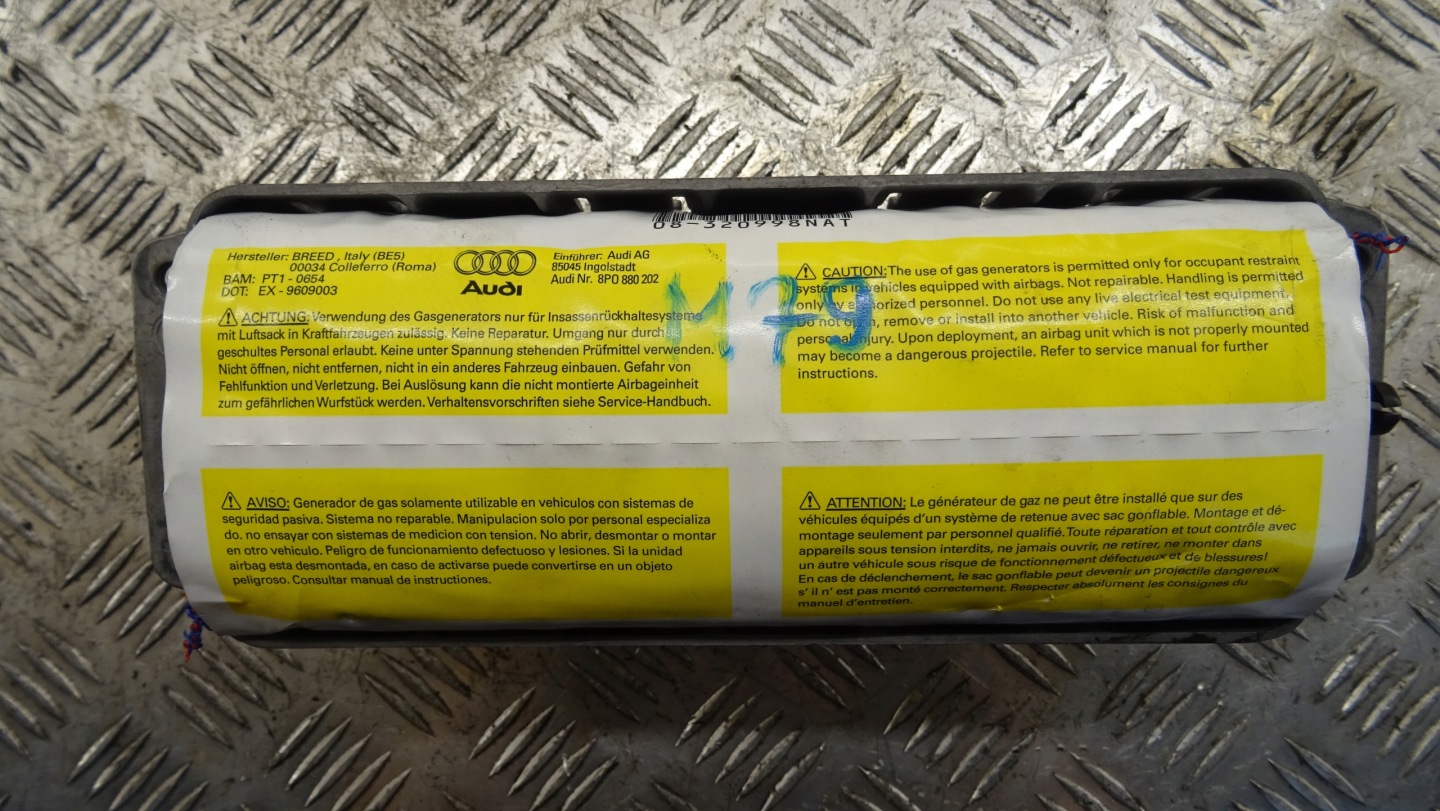 passenger airbag airbag Audi OE 8P0880202 NR M79