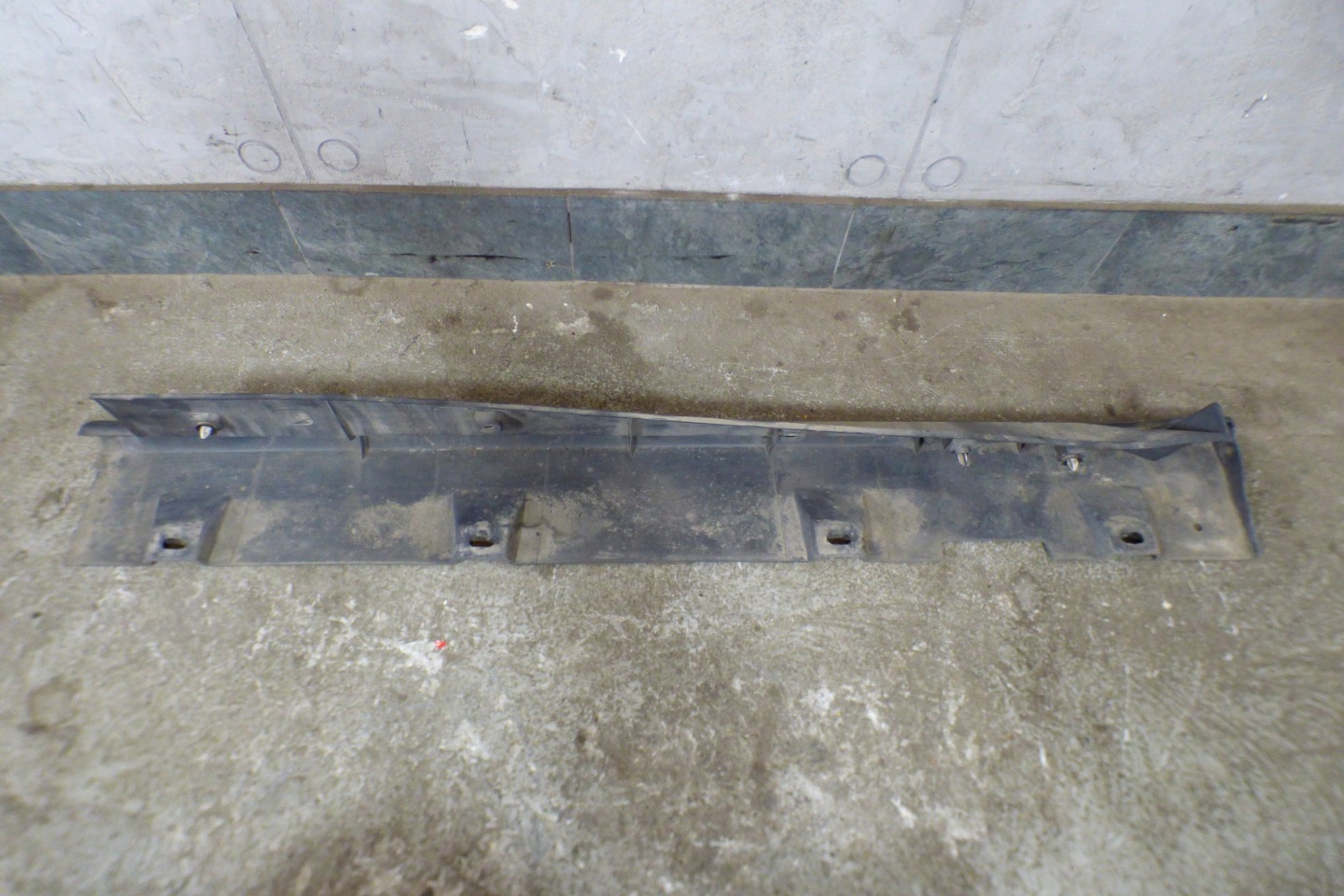 moulding threshold left right front ET76-10155AE ET76-10154-AE COURIER II MK2