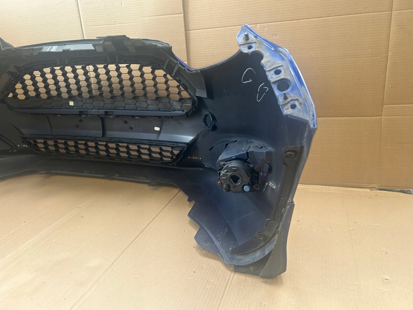 FORD FIESTA MK7 LIFT ST-LINE 2012-2017 bumper front DEEP IMPACT BLUE