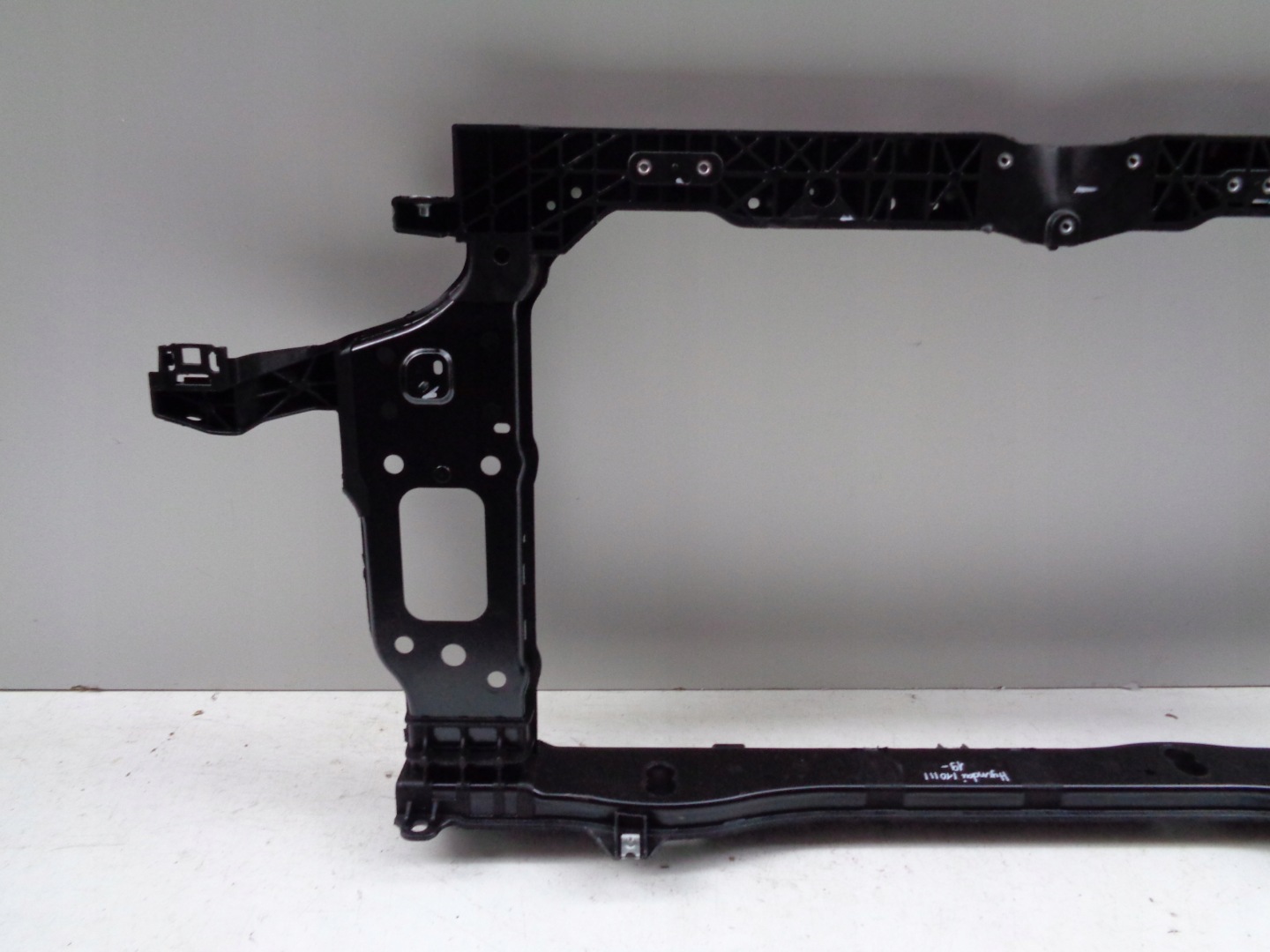 NO-WE-- bar, wall front HYUNDAI I10 III 19