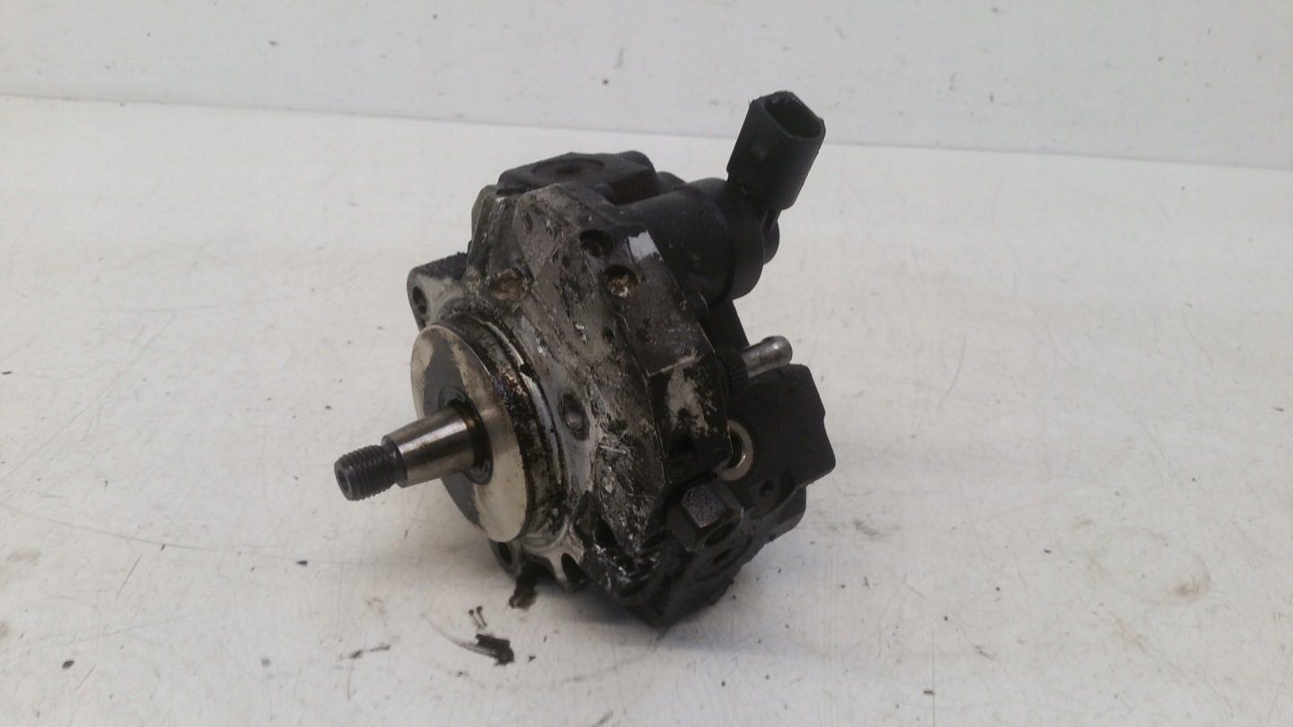 injection pump 7798333 BMW E60