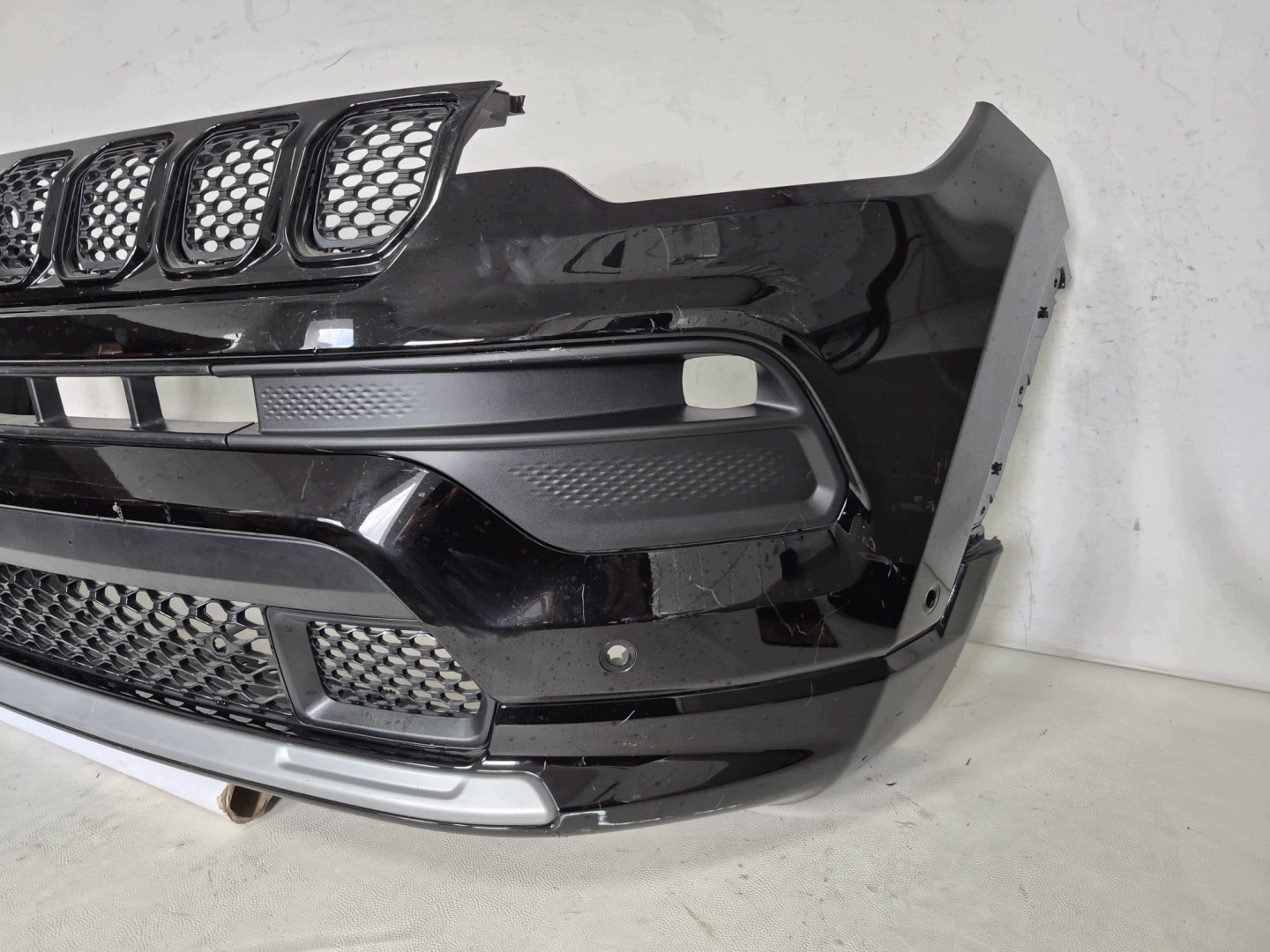 JEEP COMPAS II LIFT 21- bumper front front 6XPDC 52154349