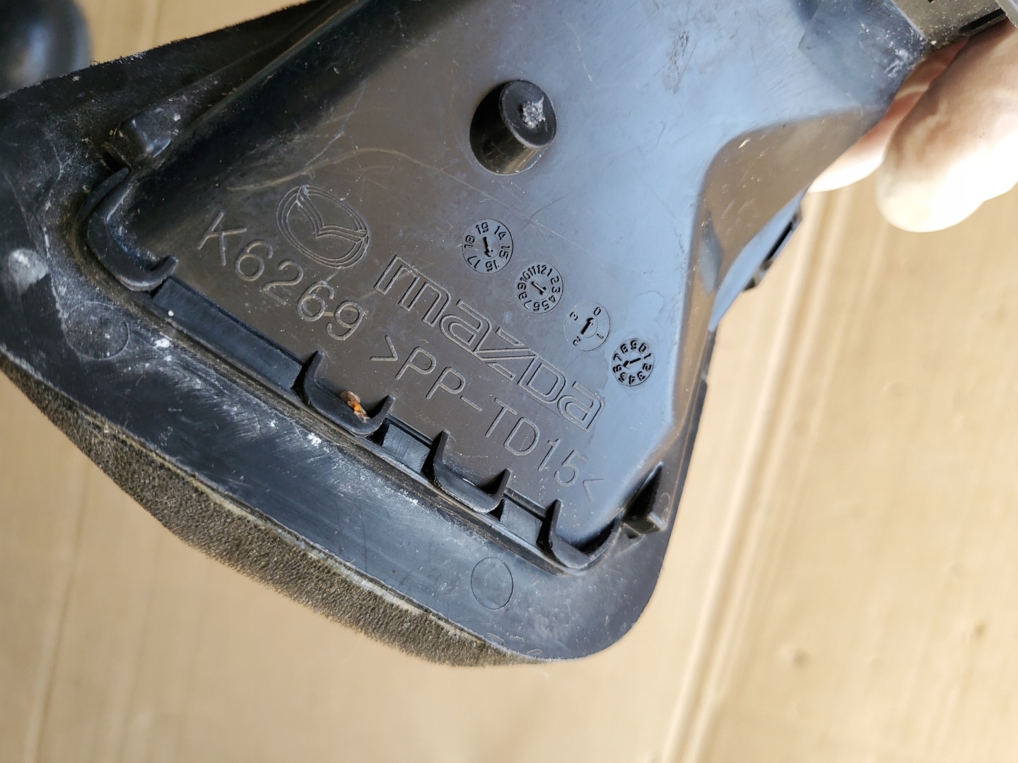 drain air wiring intake right MAZDA CX-3 DB2H61157 OE