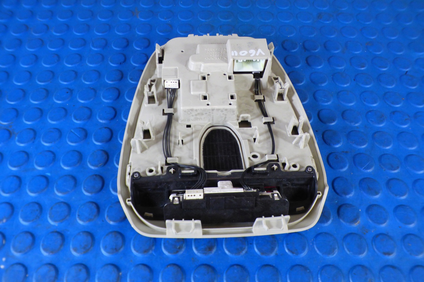 FANALE CIELO INTERNO C99ZA VOLVO S60 V60 II III 2018