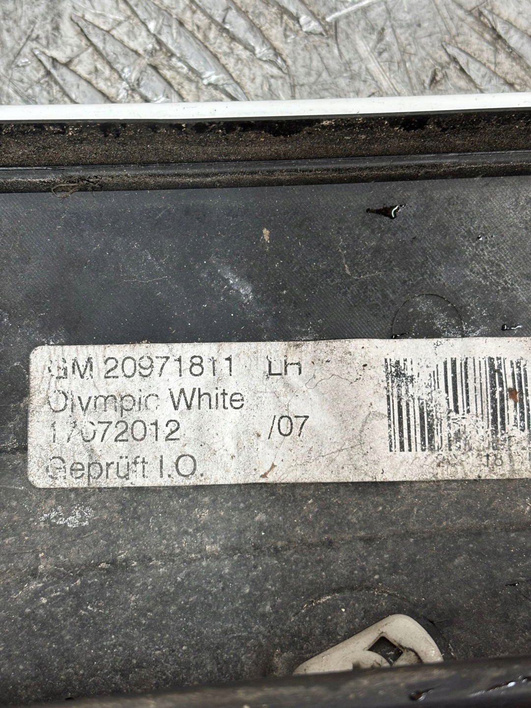 moulding windows CZOLOWEJ left OPEL ZAFIRA C 20971811