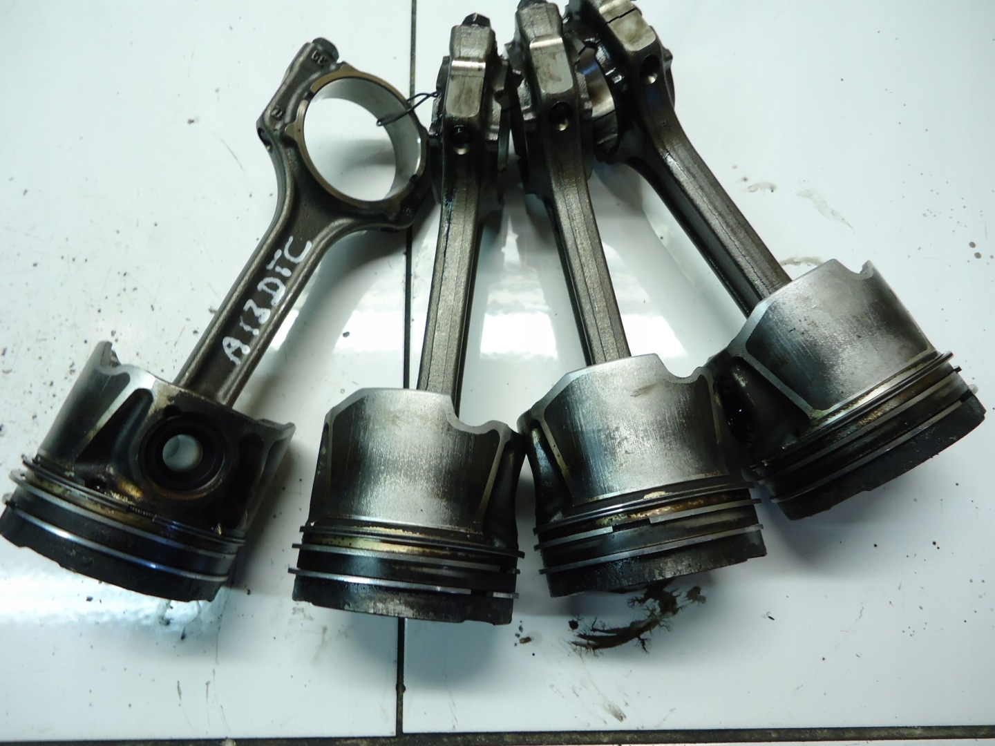 OPEL ASTRA III H CORSA D 1.3 CDTI A13DTC piston with connecting rod