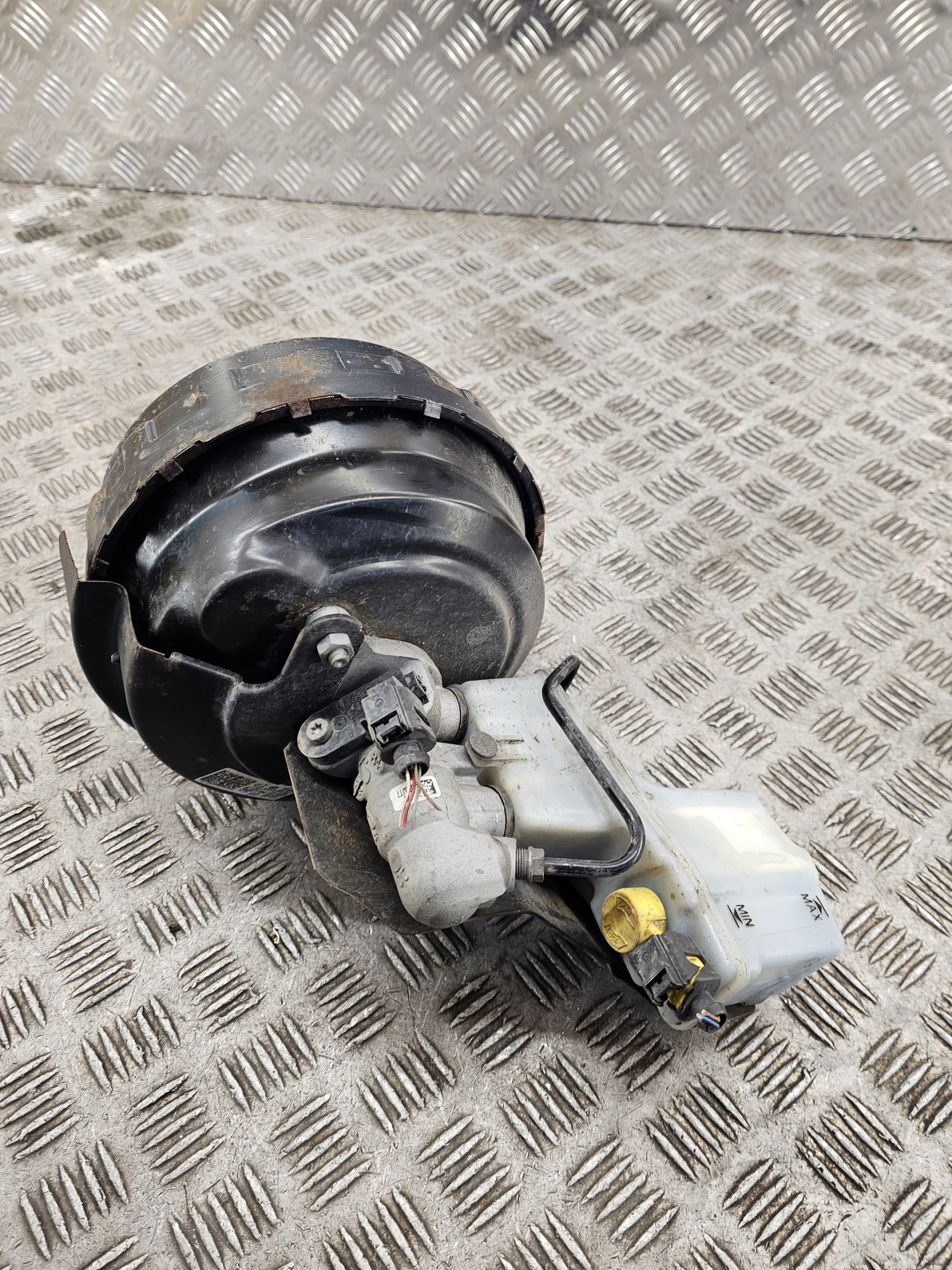 SEAT SKODA OE 5Q2614105AQ