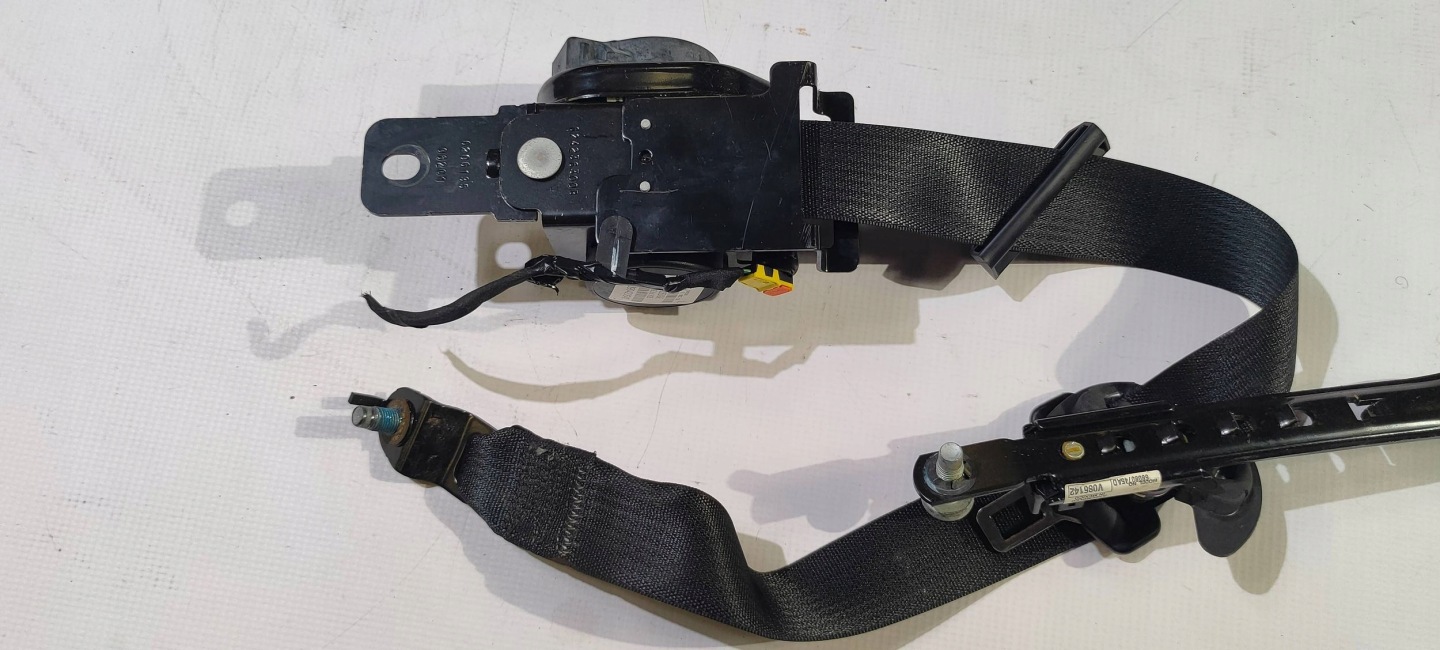tension belt safety front front left Dodge Charger 2015