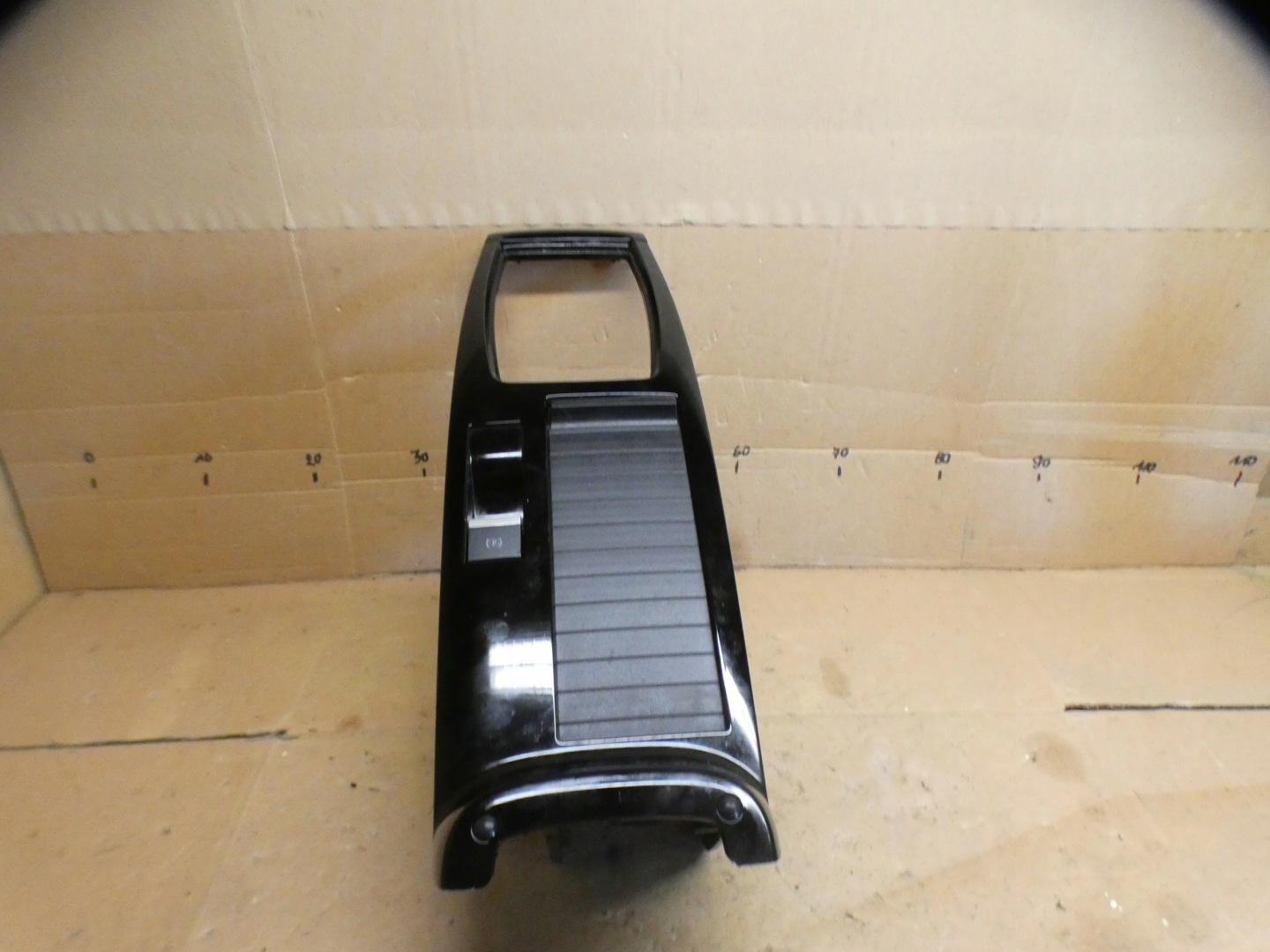 Console Moyen Citroen C4 III e-C4 118807A0