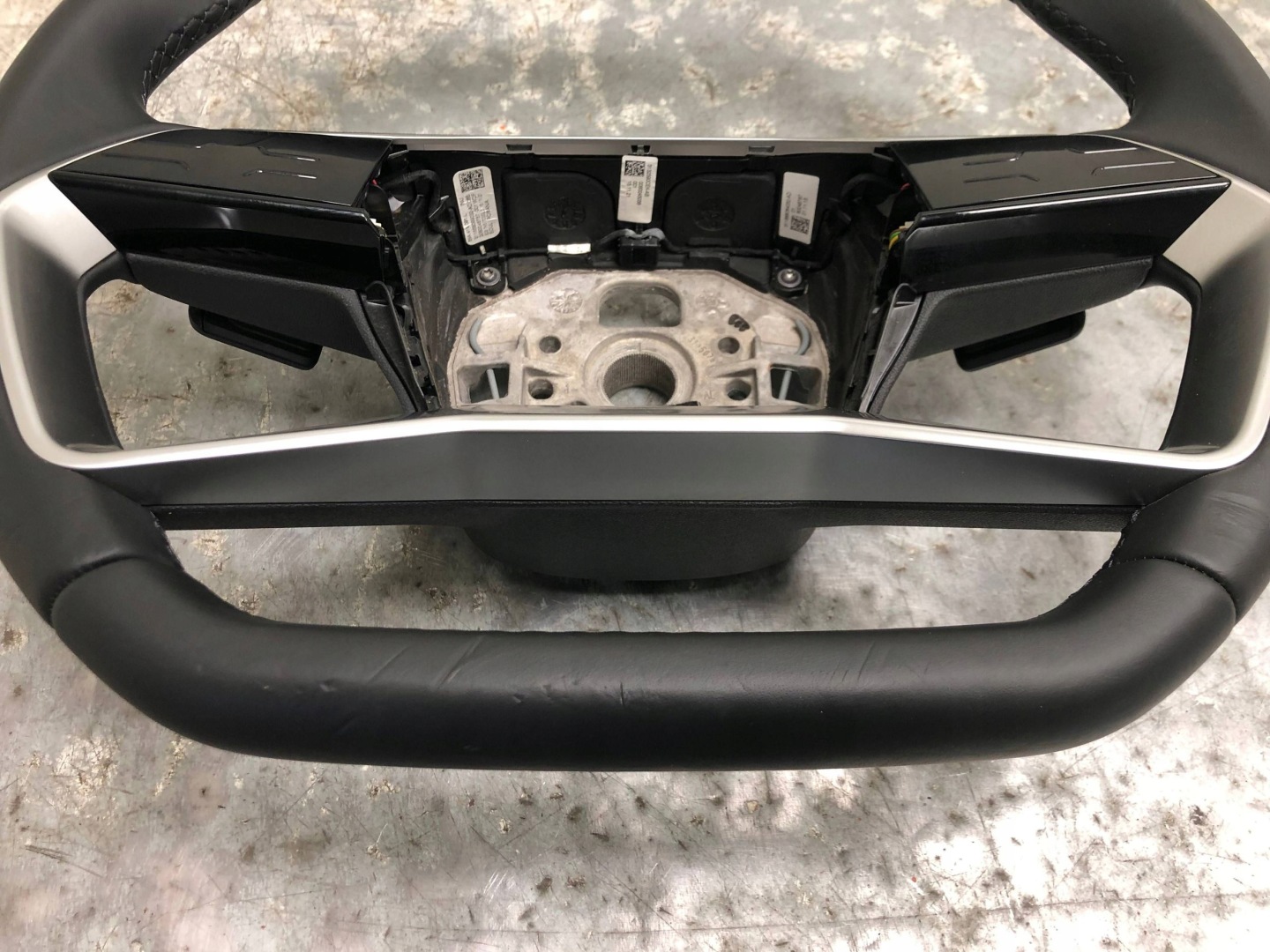lenkrad Leder MULTIFUNKCJA DOTYKOWA AUDI Q4 E-TRON 89A419091L