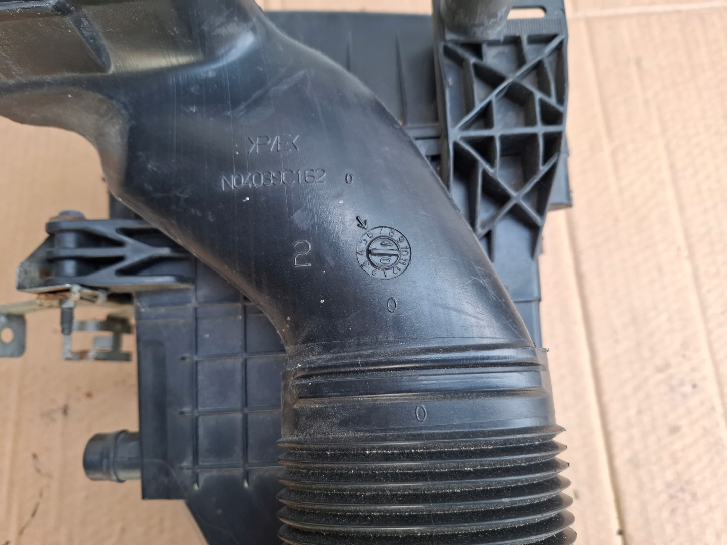 Gehäuse filter luft FORD FIESTA MK7 AV21-9600-AA 1.4 TDCI