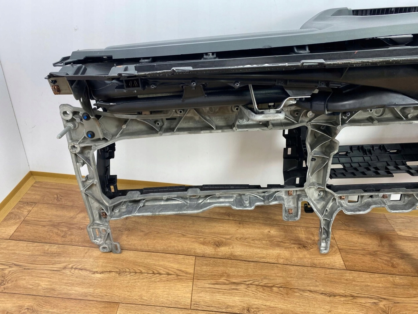 dashboard instrument panel cockpit console Ford F150 2021+ USA