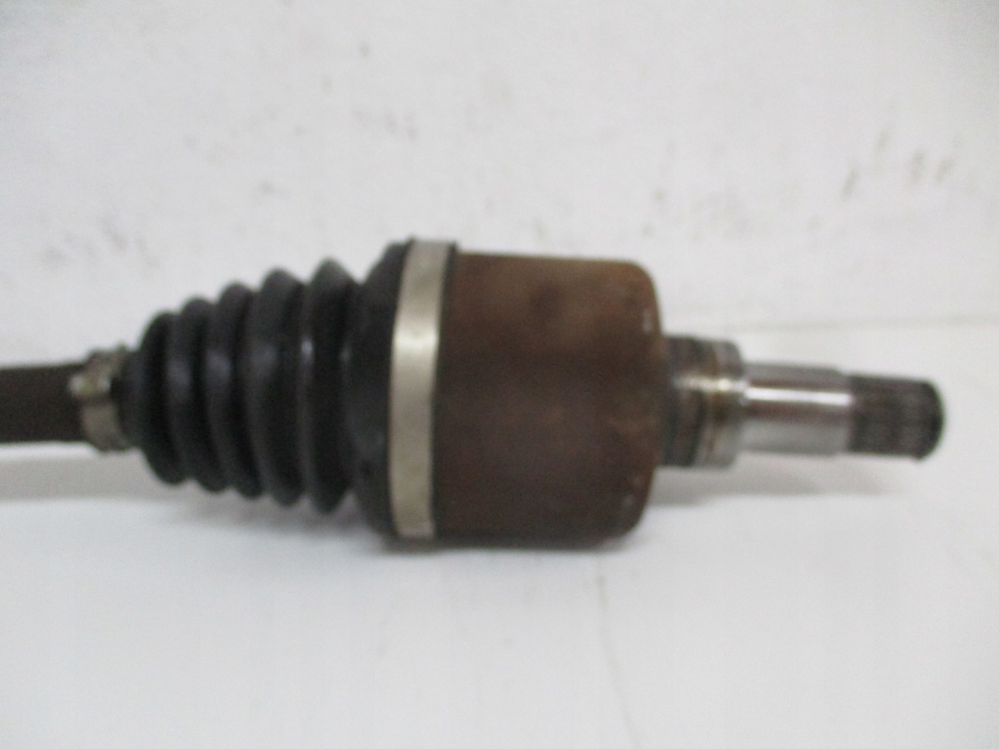 semi-axis left FORD PUMA MK2 1,0i L1T6-3B437-BB
