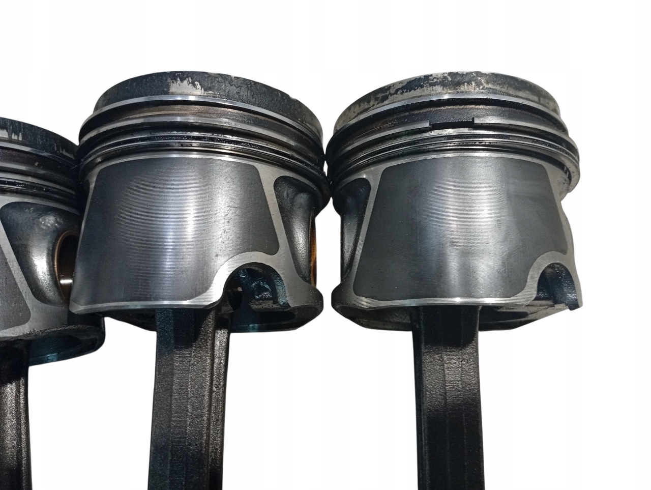 piston connecting rod VW TOURAN 2.0 TDI BKD 85.95 038J